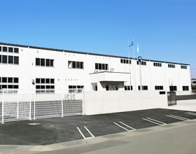山口工場外観